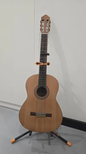Yamaha C40M Guitar Accoustic - For Sale