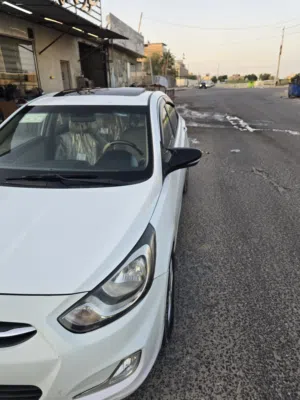 هونداي اكسنت مديل 2015 للبيع