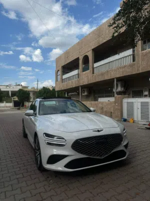 جينسسg70 ابيض
