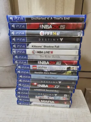 للبيع اشرطه بلايستيشن 4