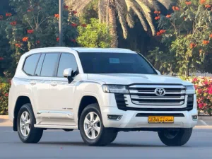 Used Toyota Land Cruiser in Muscat