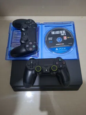 ps4 silm + 2 control + 1 cd