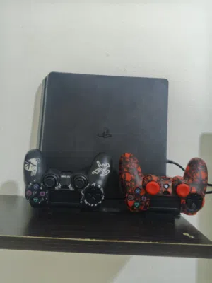 بلايستيشن 4سلم