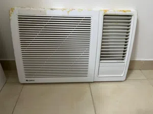 2 Window Ac for sale in Excellent condition.  Gree 1.5 ton - 80 rial Best 1.5 ton - 80 rial