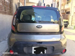 كيا سول2015 كشنات جلد مكينه 1600 gdi تبريد شغال بسمي كشنات جلد شاشه كبيره لمس ومواصفات اخرى