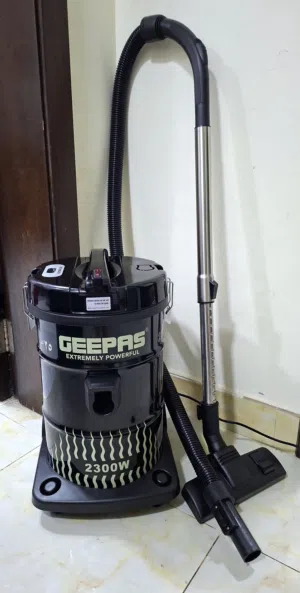 مكنسة كهربائية GEEPAS