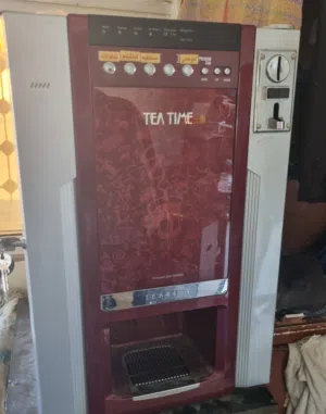 ماكينة TEA TIME الأوتوماتيكية بحالة جيدة، جاهزة للعمل فوراً. مناسبة للمحلات، الورش، الدوائر، الجامعا