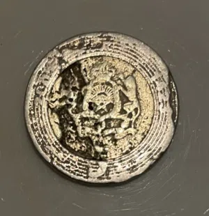 5 دراهم محمد السادس لسنة 2002 مشوهة و نقص في المعدن