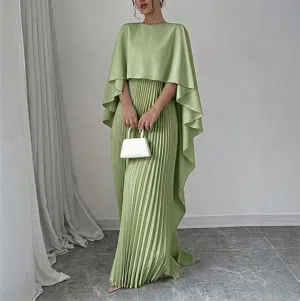 فستان مناسبات كلش راقي لونه فستقي يلبس من وزن 65 لحد ال90 قياسه xl وراهي