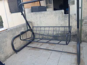 مرجيحة للبيع