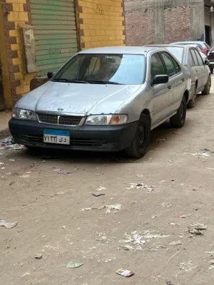 نيسان صني موديل 2000
