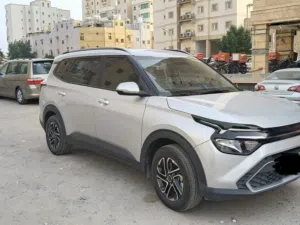 Used Kia Carens in Cairo