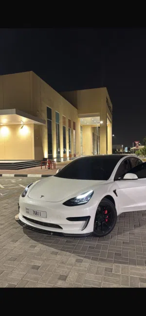 Used Tesla Model 3 in Dubai
