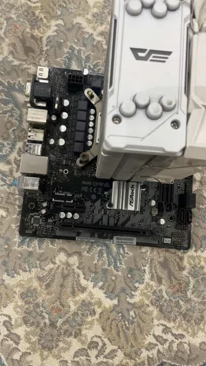 مطلوب معالجات جيل 10/11 تكون i5 او i7