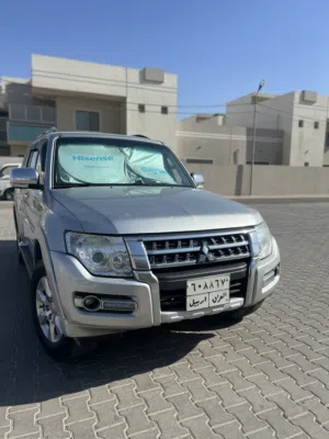 Mitsubishi . Pajero . 2018 . Used4