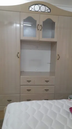 Bedroom appliances very nice and good condition available