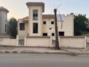 فيلا للبيع فى جولف سيتى العبور