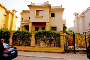 580 m2 5 Bedrooms Villa for Sale in Cairo First Settlement