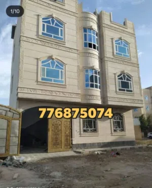 عماره سكنيه كل دور شقه واسعه 5 غرف للبيع في بيت بوس قريب شارع الخمسين بجانب قاعه اوركيدا