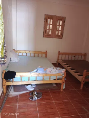 4 Bedrooms . One Bathroom . 100 m20