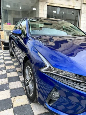 Sedan Kia in Amman