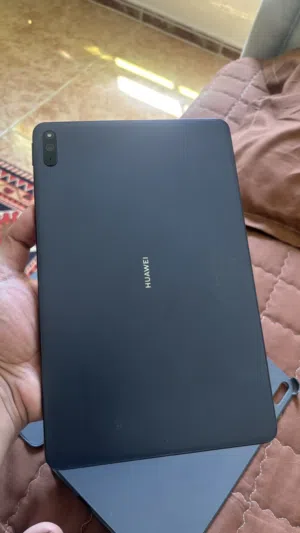 Huawei MatePad بحالة ممتاز مع قلم هواوي اصلي هدية