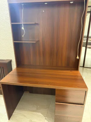 مكتب للبيع مستعمل