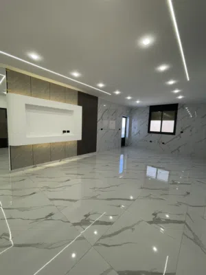 155 m2 4 Bedrooms Apartments for Sale in Zarqa Dahiet Al Madena Al Monawwara