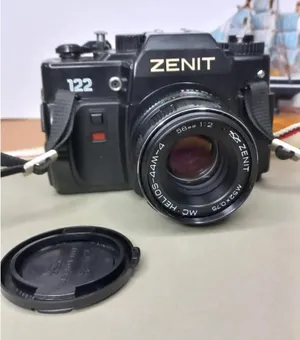DSLR Cameras . Other . Used1