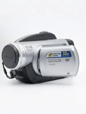 كاميرات قديمه للبيع كاميره بحدود 60 دينار