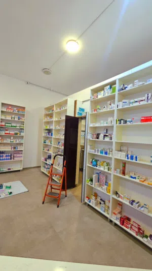 ديكور صيدليه للبيع