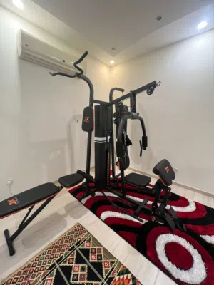 للبيع جم منزلي شبه جديد