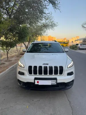 Jeep 2017, 100km, excellent condition