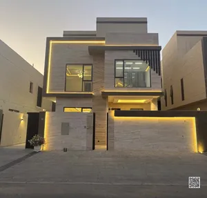 5 Bedrooms . More than 6 bathrooms . 4100 ft²1