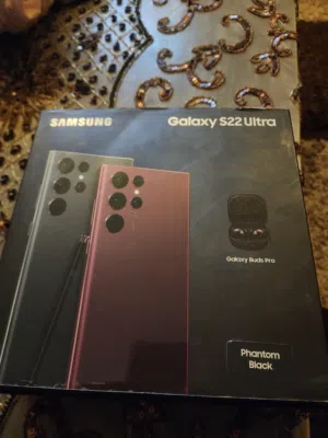 Samsung Galaxy S22 Ultra 5G 256 GB in Zarqa