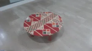 البدر للمفروشات أعمال في ورشة الشركة مثل الطبلية وطاولات الطعام وكراسي الأطفال للولاد والبنات