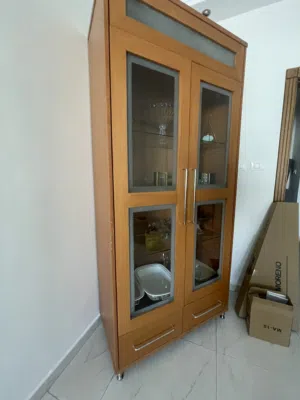 خزانة للبيع