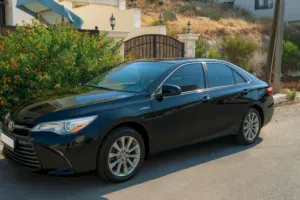 تويوتا كامري 2015 XLE لون اسود فل كامل اعلى صنف فحص كامل بحاله الوكاله بسعر مغري