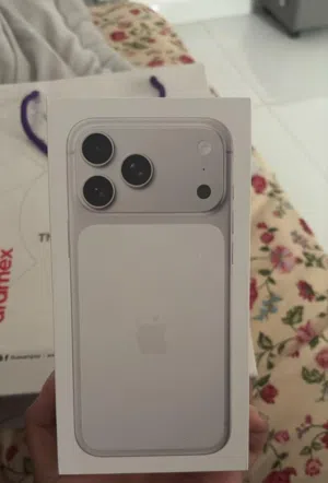 Apple iPhone 17 Pro Max 256 GB in Muscat