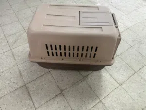 اقفاص حيونات الليفه كام جيد لا يوجد به مشاكل قابل للحركه يوجد به تير للحركه خفيف الحمل باى مكان