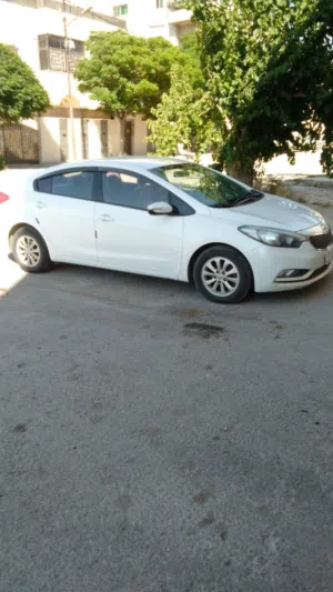 Kia K3 2015 أعلى صنف للبيع