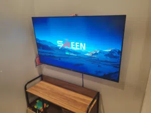 شاشة ماركة Screen.  حجم 43 بوصة خالية من العيوب