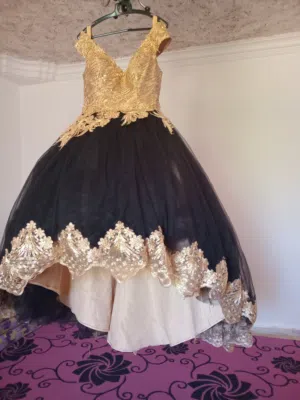 فستان سهرة مستعمل مره وحده بس نضيف 200