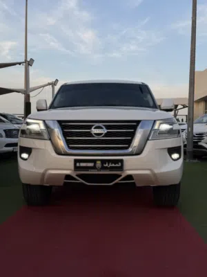 نيسات باترول-2020-SE-T2-V6-4.0Lمن المالك الأول-صبغ ومحركات الوكاله-بحاله فنيه ممتازه-متاح تمويل بنكي