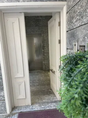 شقة خدمية للايجار فى بن عاشور