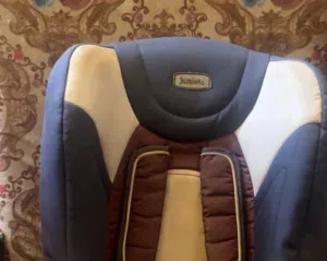 مقعد سياره ماركة اصليه
