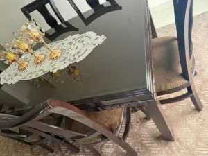 طاولة سفره بحال الوكالة