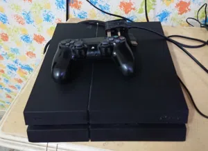 Play Station 4 1TB jailbreak 9.00