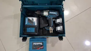 Makita battery powered drill machine