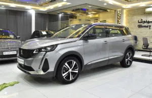 Peugeot 5008 GT ( 2024 Model ) in Silver Color GCC Specs
